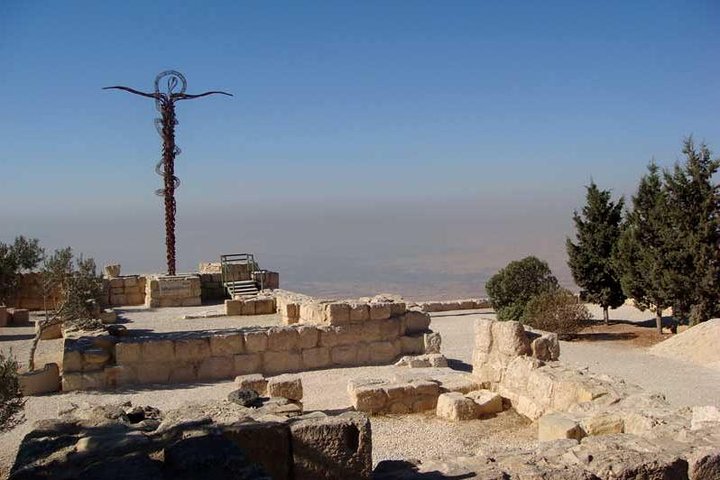 Half Day Tour to Madaba & Mount Nebo from Amman